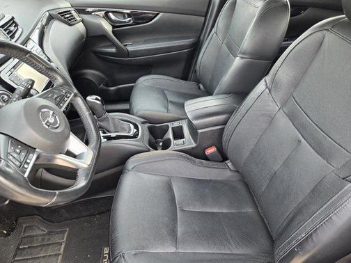 2018 Nissan Rogue Sport SL