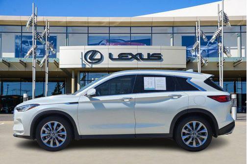 2022 INFINITI QX50 LUXE