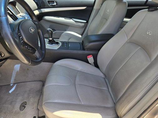 Liquid Platinum 2008 INFINITI G35x Base