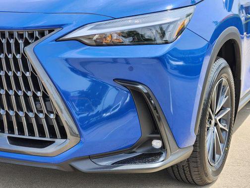 2025 Lexus NX 250 Base