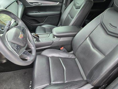 2017 Cadillac XT5 Premium Luxury