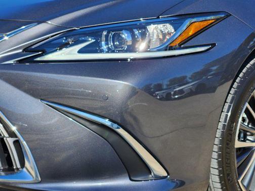 2025 Lexus ES 350 Base