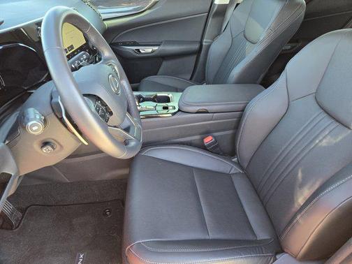 2025 Lexus NX 250 Premium