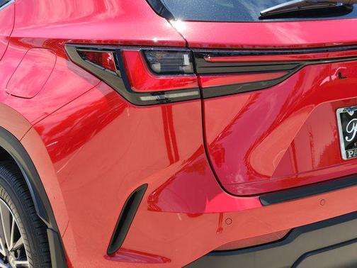 2025 Lexus NX 250 Premium