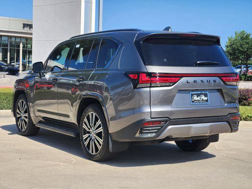 2025 Lexus LX 600 Luxury
