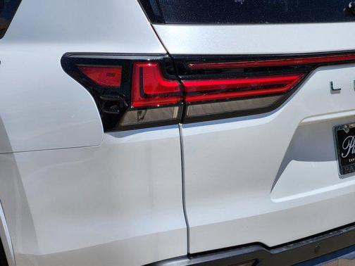 2024 Lexus LX 600 Luxury