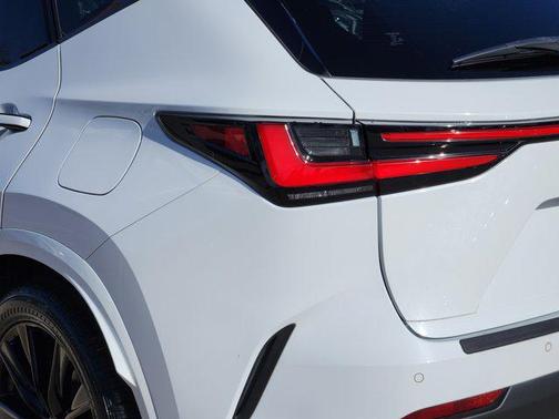 2022 Lexus NX 350 F SPORT Handling