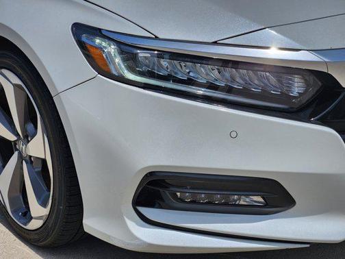 2020 Honda Accord Touring 2.0T
