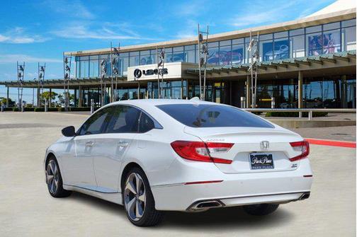 2020 Honda Accord Touring 2.0T
