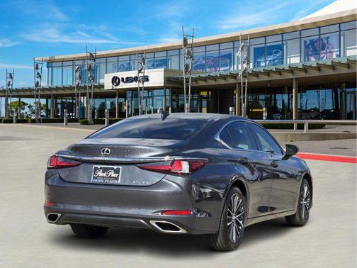 2025 Lexus ES 350 Base