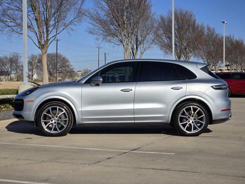 2021 Porsche Cayenne S