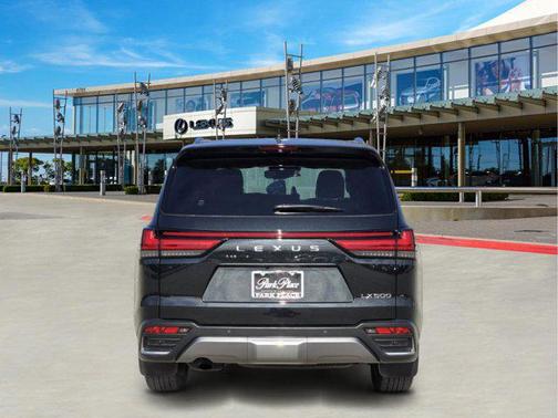 2025 Lexus LX 600 Luxury