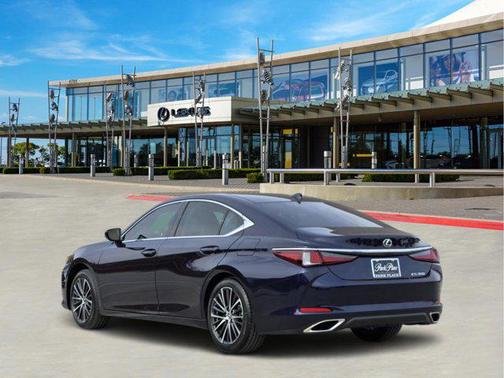 2025 Lexus ES 350 Base