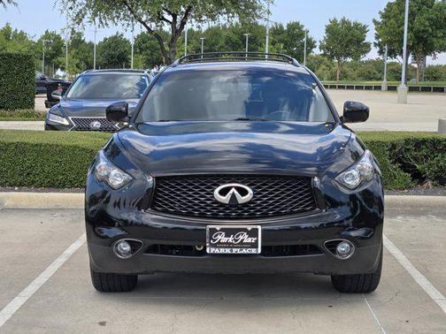 2017 INFINITI QX70 Base