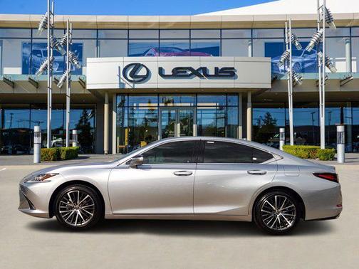2025 Lexus ES 350 Base