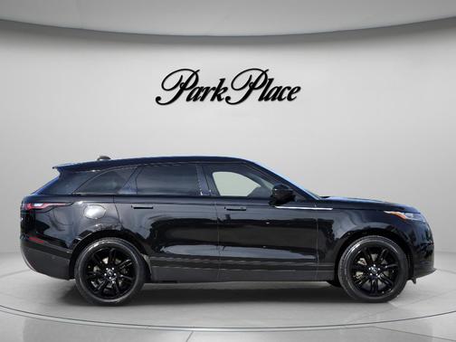 Santorini Black Metallic 2021 Land Rover Range Rover Velar P250 S