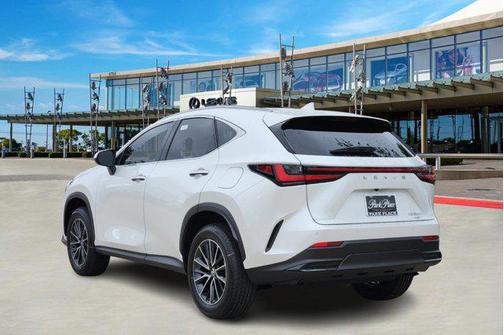 2025 Lexus NX 350h Luxury