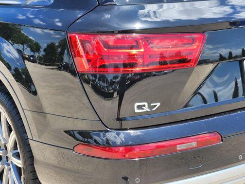 2018 Audi Q7 2.0T Premium Plus