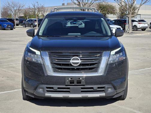 2024 Nissan Pathfinder SL FWD