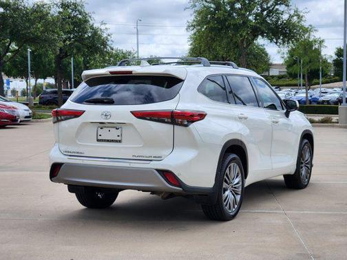 2020 Toyota Highlander Platinum
