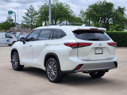 2020 Toyota Highlander Platinum