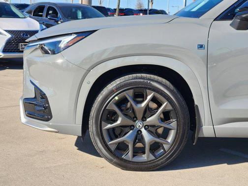 2026 Lexus TX 500h F SPORT Premium