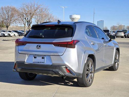 2023 Lexus UX 250h F Sport