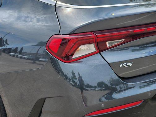 2022 Kia K5 EX