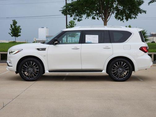 2020 INFINITI QX80 Luxe