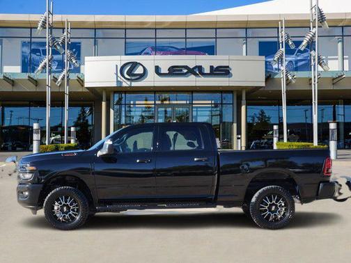 2025 RAM 2500 Tradesman Crew Cab 4x4 6'4' Box