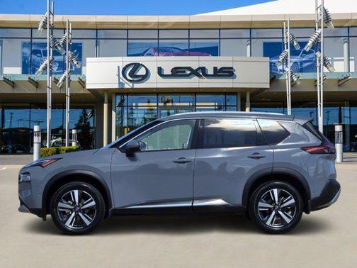 2022 Nissan Rogue Platinum