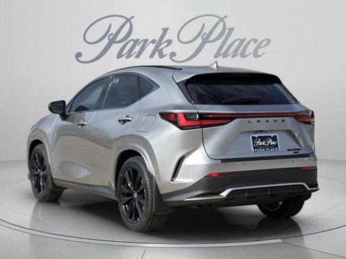 Atomic Silver 2026 Lexus NX 450h+ NX 450h+ F SPORT Handling