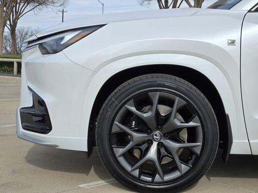 2026 Lexus TX 500h F SPORT Premium