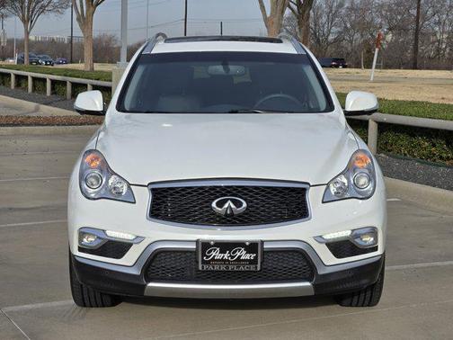 2017 INFINITI QX50 Base