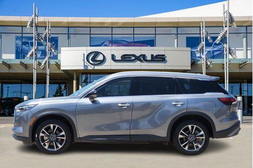 2022 INFINITI QX60 Luxe