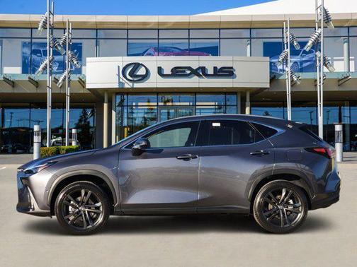 2026 Lexus NX 450h+ Luxury