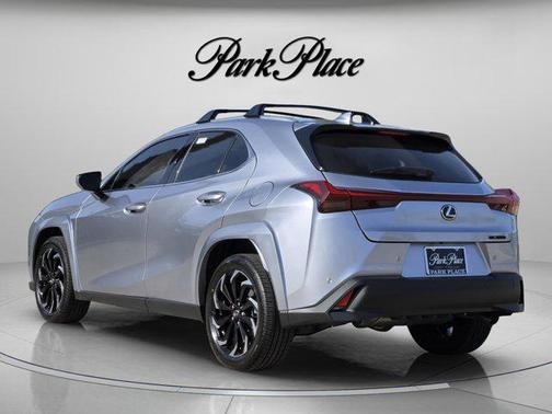 Iridium 2026 Lexus UX 300h Premium