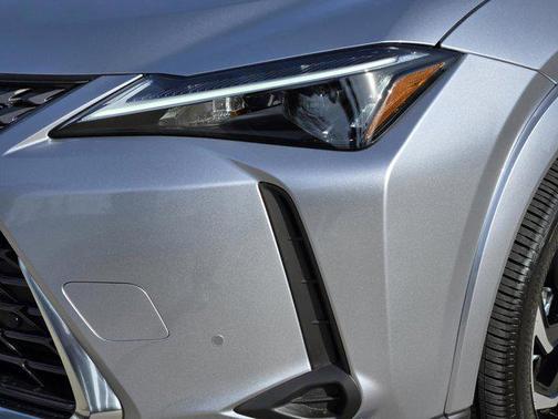 Iridium 2026 Lexus UX 300h Premium