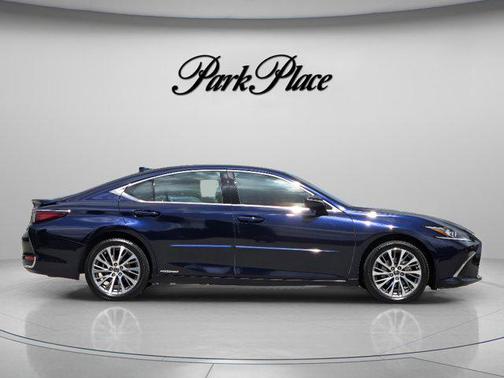 Nightfall Mica 2019 Lexus ES 300h Premium