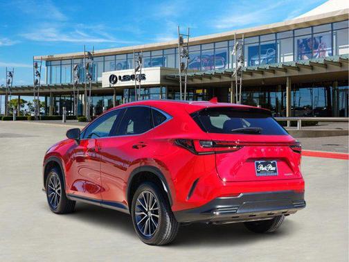 2025 Lexus NX 250 Premium