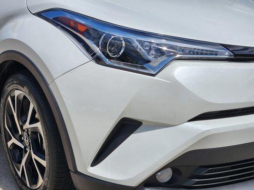 2018 Toyota C-HR XLE Premium