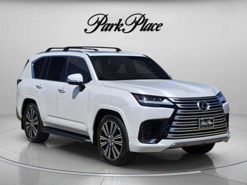 Eminent White Pearl 2025 Lexus LX 600 Luxury