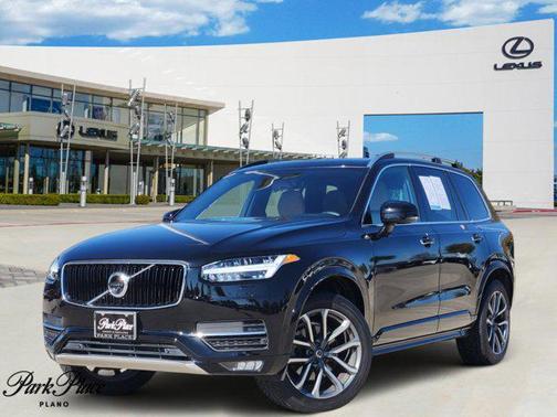 2018 Volvo XC90 T6 Momentum