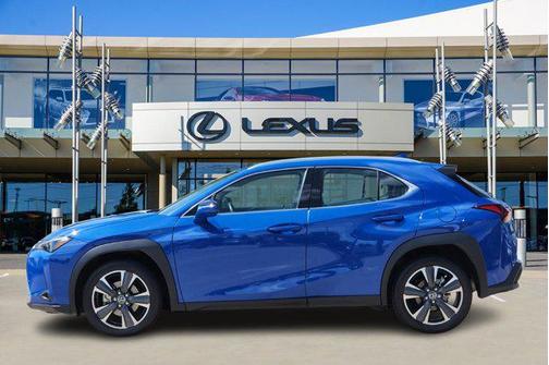 2025 Lexus UX 300h F SPORT Design