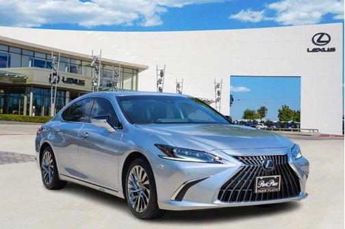 2024 Lexus ES 300h Ultra Luxury