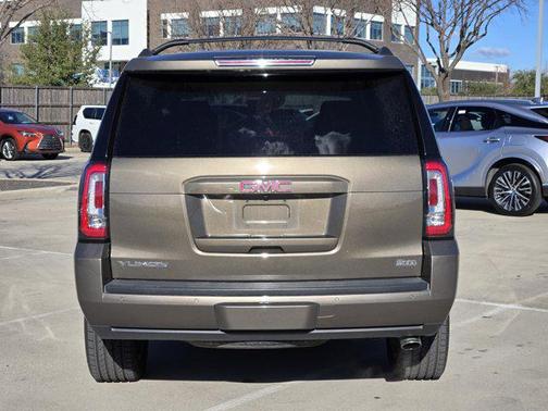 2016 GMC Yukon SLT