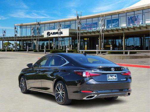 2025 Lexus ES 350 Premium