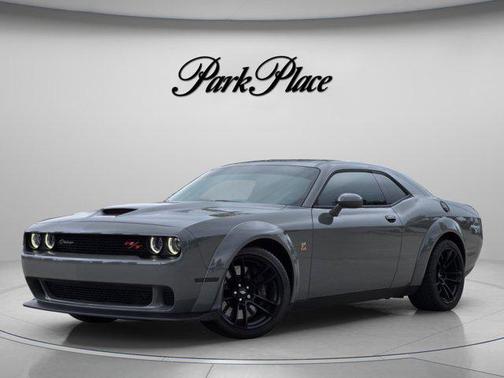 Destroyer Gray Clearcoat 2023 Dodge Challenger R/T Scat Pack Widebody