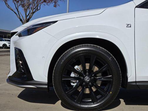 2026 Lexus NX 450h+ NX 450h+ F SPORT Handling