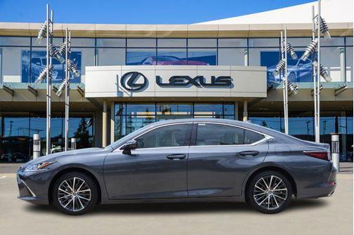 2025 Lexus ES 350 Base